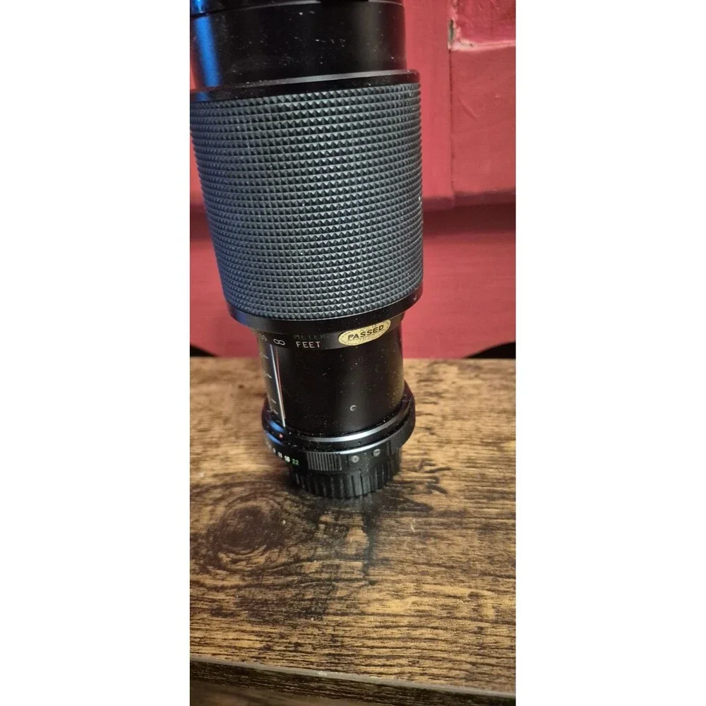 Vivitar 75-205mm f/3.8 MC Macro Focusing Zoom For Canon FD Mount Cameras EUC